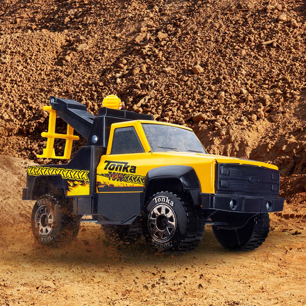 Tonka Steel Classics Tow Truck
