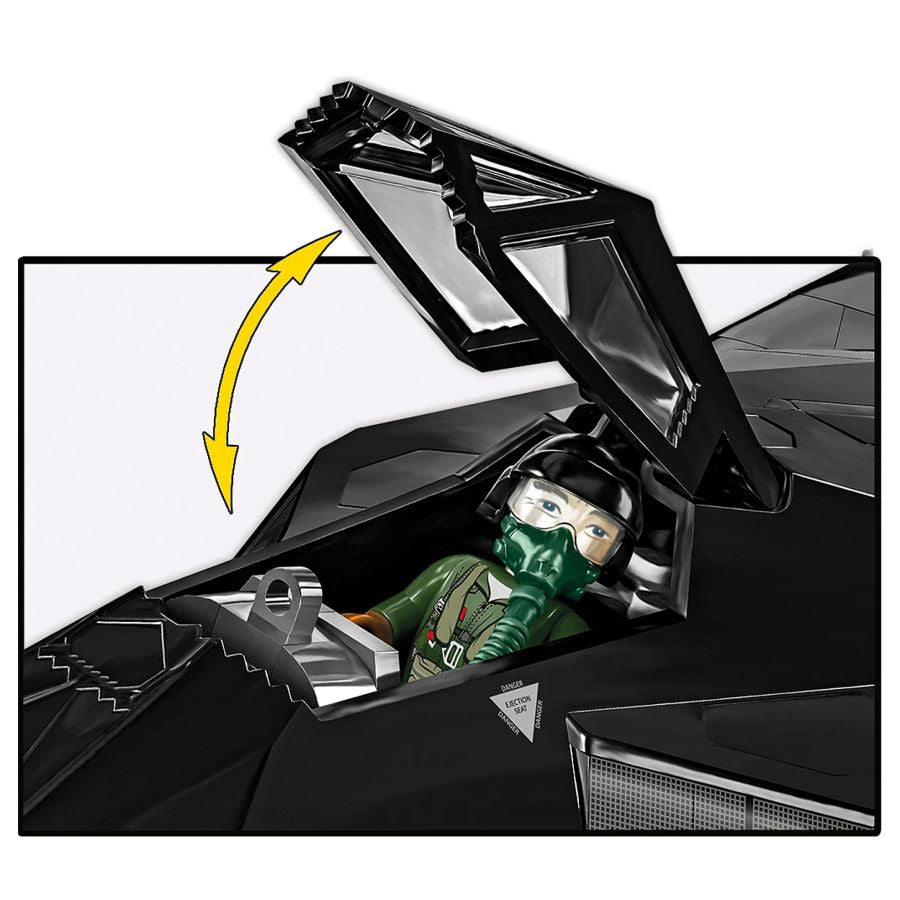 Armed Forces - F-117 Nighthawk Construction Set (795 Pieces)