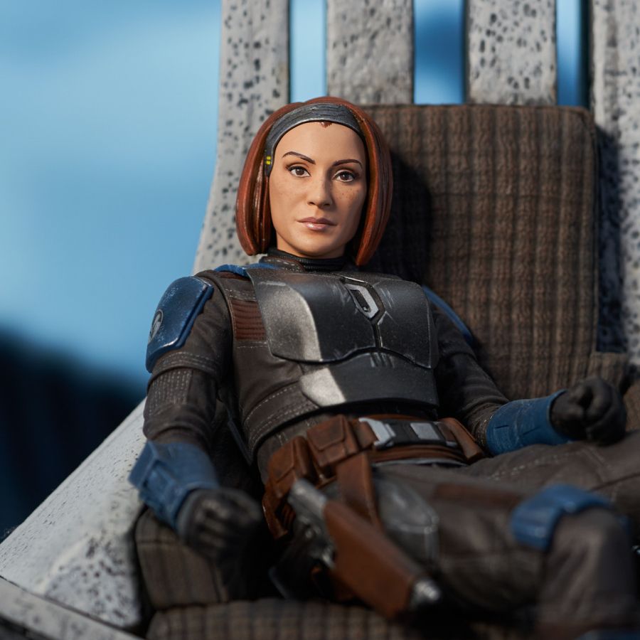 Star Wars: Mandalorian - Bo-Katan on Throne Statue