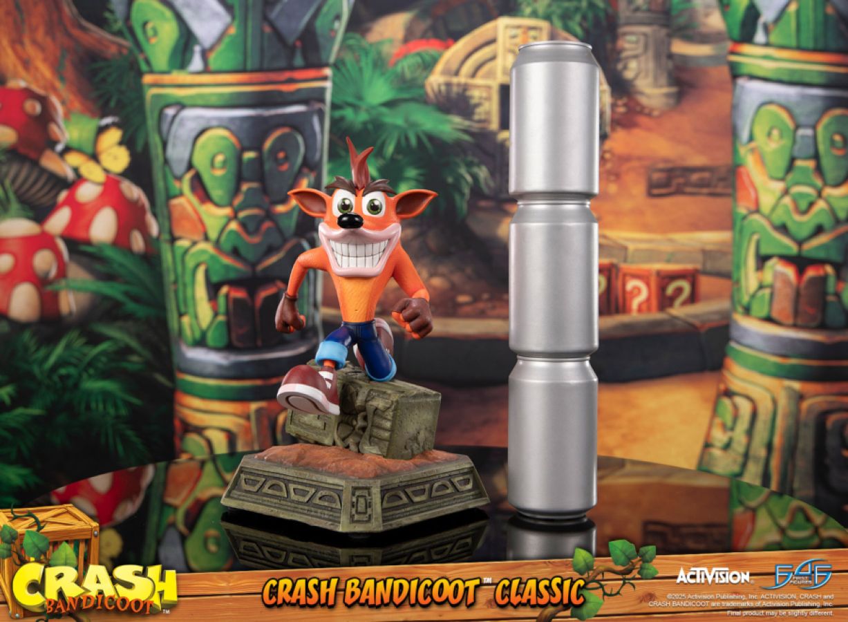Crash Bandicoot - Crash Running Statue
