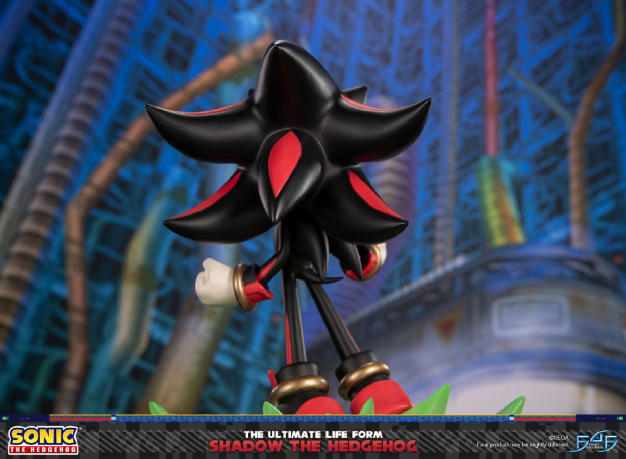 Sonic The Hedgehog - Shadow the Hedgehog: The Ultimate Life Form Statue