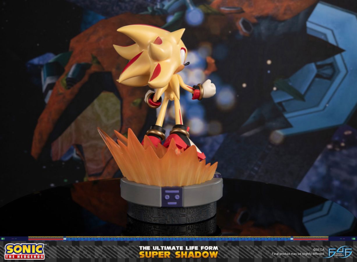Sonic The Hedgehog - Super Shadow: The Ultimate Life Form Statue
