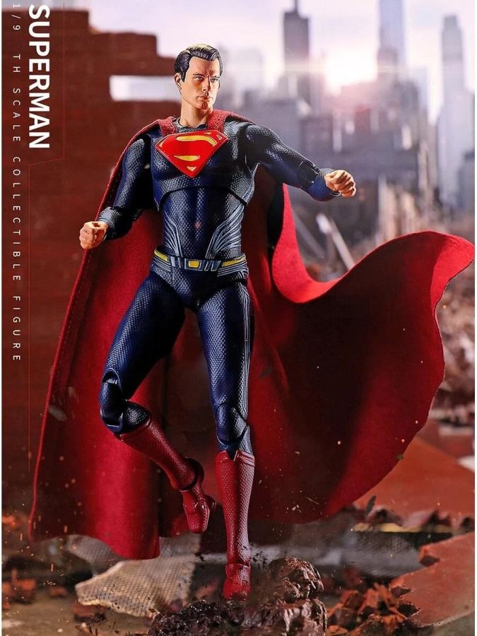 Batman vs Superman: Dawn of Justice - Superman 1:9 Scale Action Figure