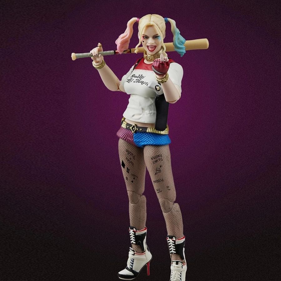 Suicide Squad (2016) - Harley Quinn 1:9 Scale Action Figure