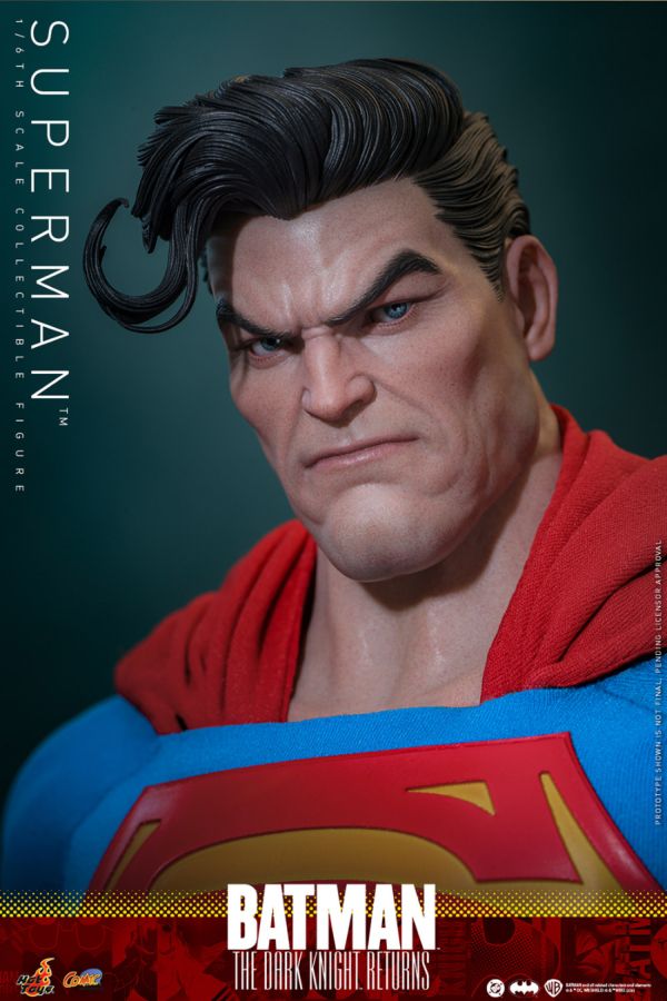 Batman: The Dark Knight Returns - Superman 1:6 Scale Collectable Action Figure