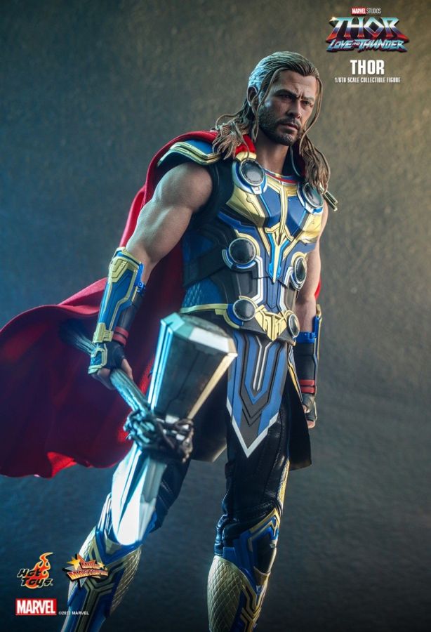 Thor 4: Love and Thunder - Thor 1:6 Scale Action Figure