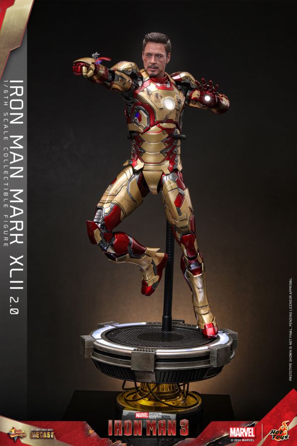 Iron Man 3 - Iron Man Mk 42 (2.0) 1:6 Scale Collectable Action Figure
