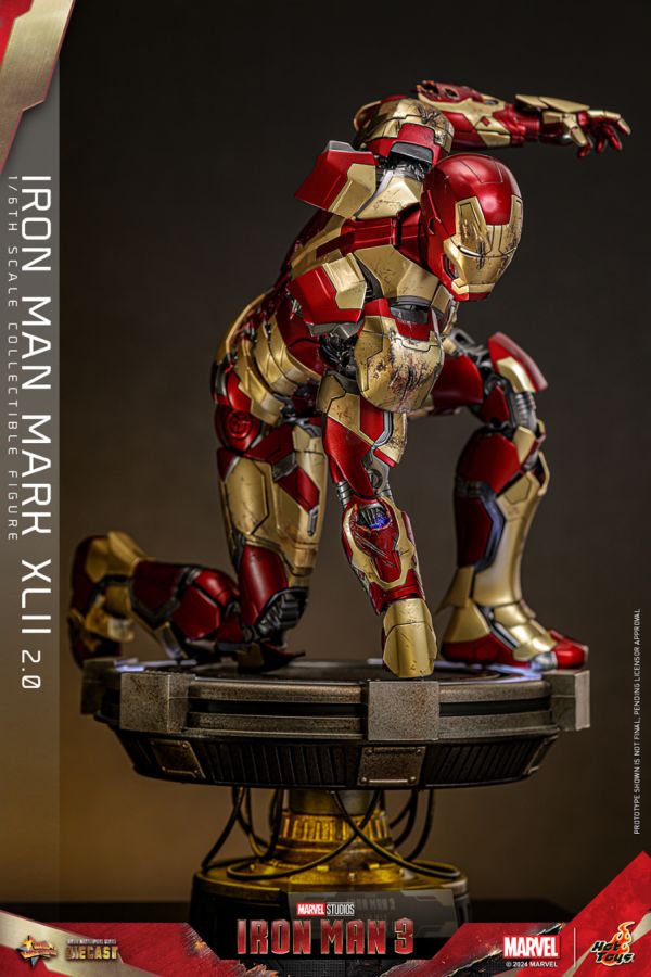 Iron Man 3 - Iron Man Mk 42 (2.0) 1:6 Scale Collectable Action Figure