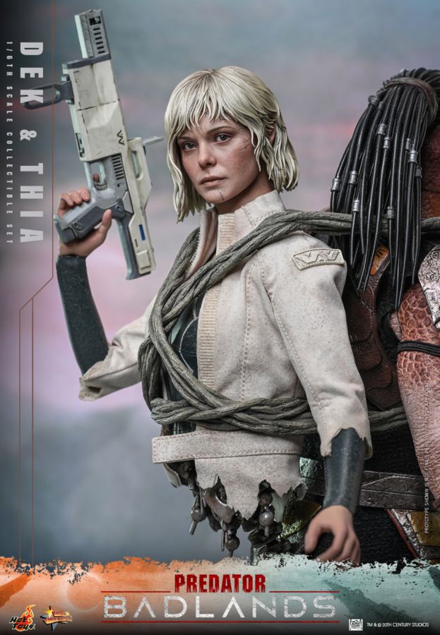 Predator: Badlands - Dek and Thia 1:6 Scale Collectable Action Figure Set