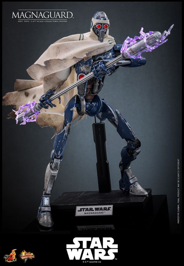 Star Wars - MagnaGuard 1:6 Scale Collectible Action Figure