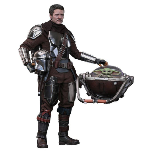 Star Wars: The Mandalorian & Grogu – The Mandalorian with Grogu 1:6 Scale Deluxe Figure