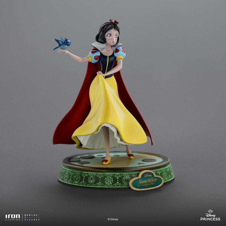 Snow White and the Seven Dwarfs (1937) - Snow White Anime Princess Statue