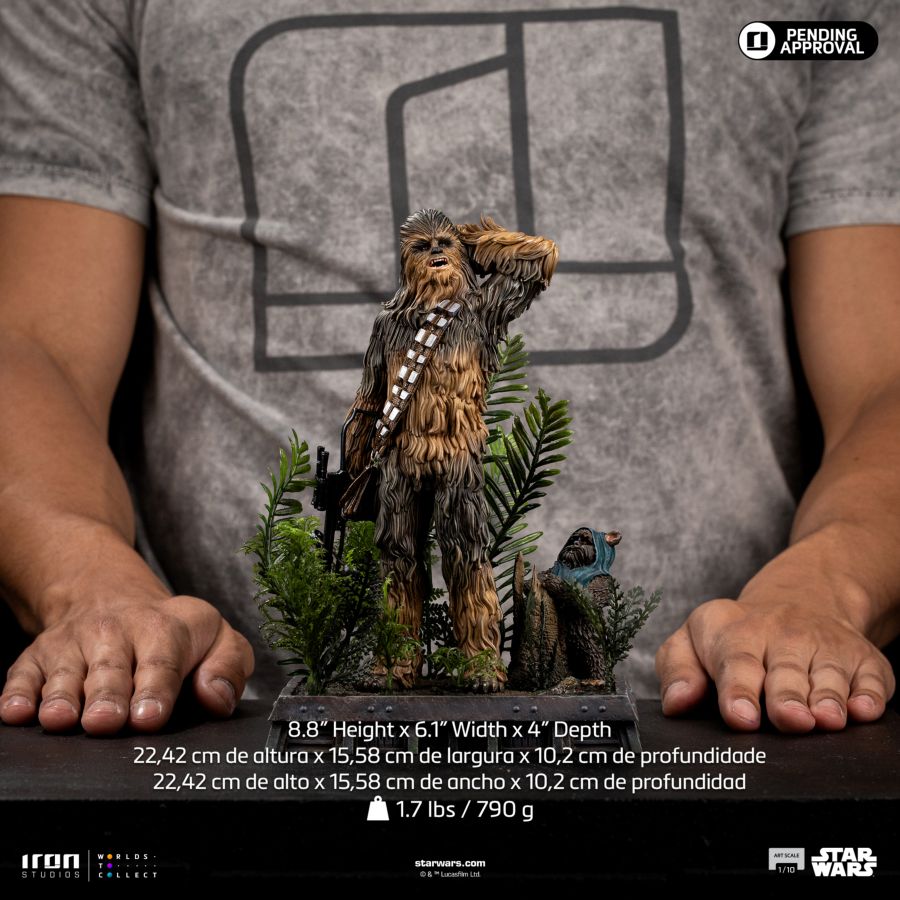 Star Wars - Chewbacca & Tokkat 1:10 Scale Statue