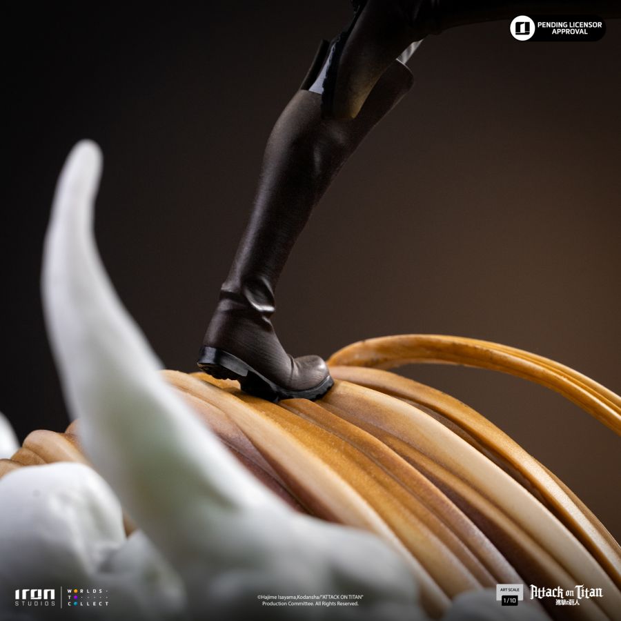 Attack on Titan - Eren Yeager 1:10 Scale Statue