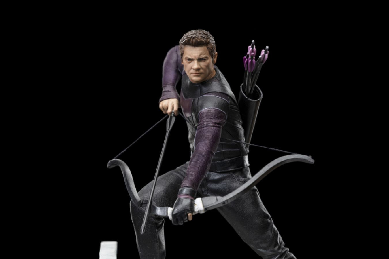 Hawkeye (TV) - Clint Barton 1:10 Scale Statue