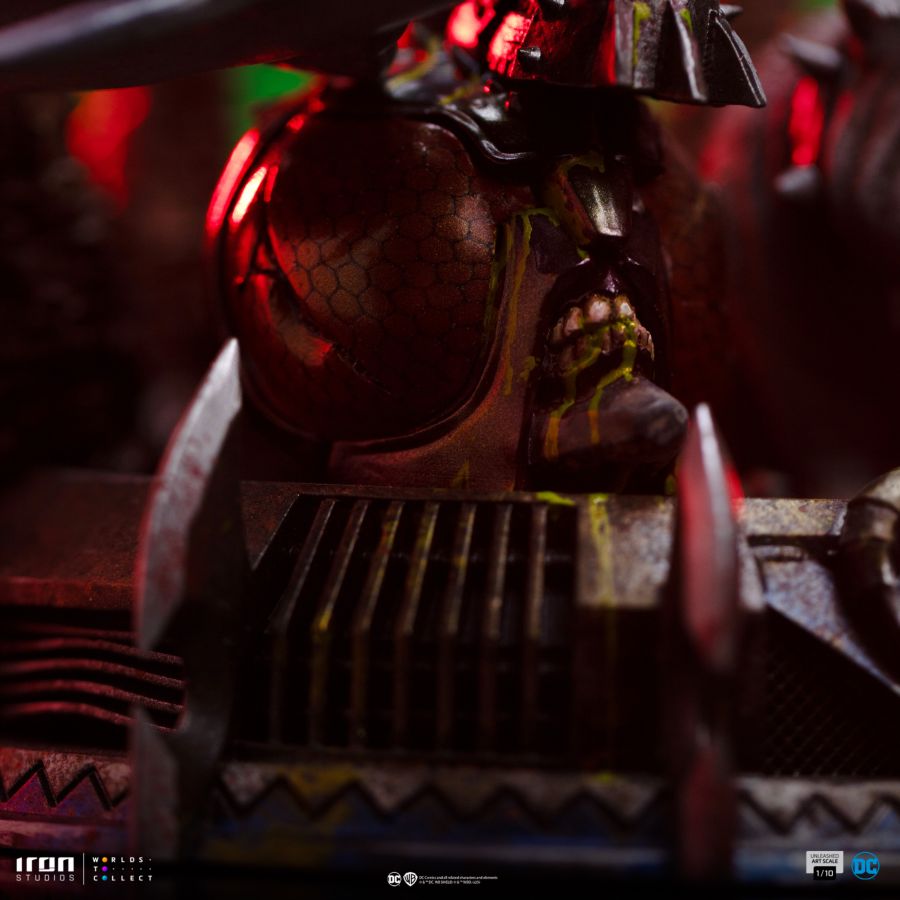 DC Comics - Lobo Unleashed 1:10 Scale Statue