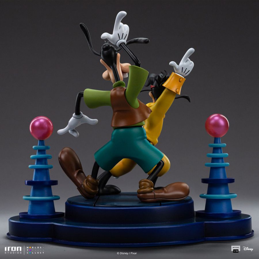 Disney - Goofy & Max 1:10 Scale Statue