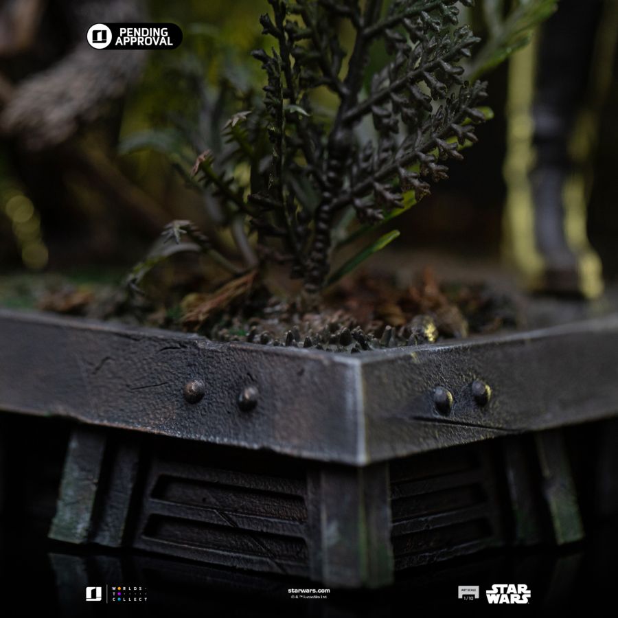 Star Wars - Leia and Wicket 1:10 Scale Statue