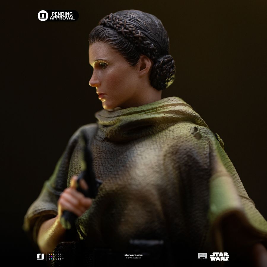 Star Wars - Leia and Wicket 1:10 Scale Statue
