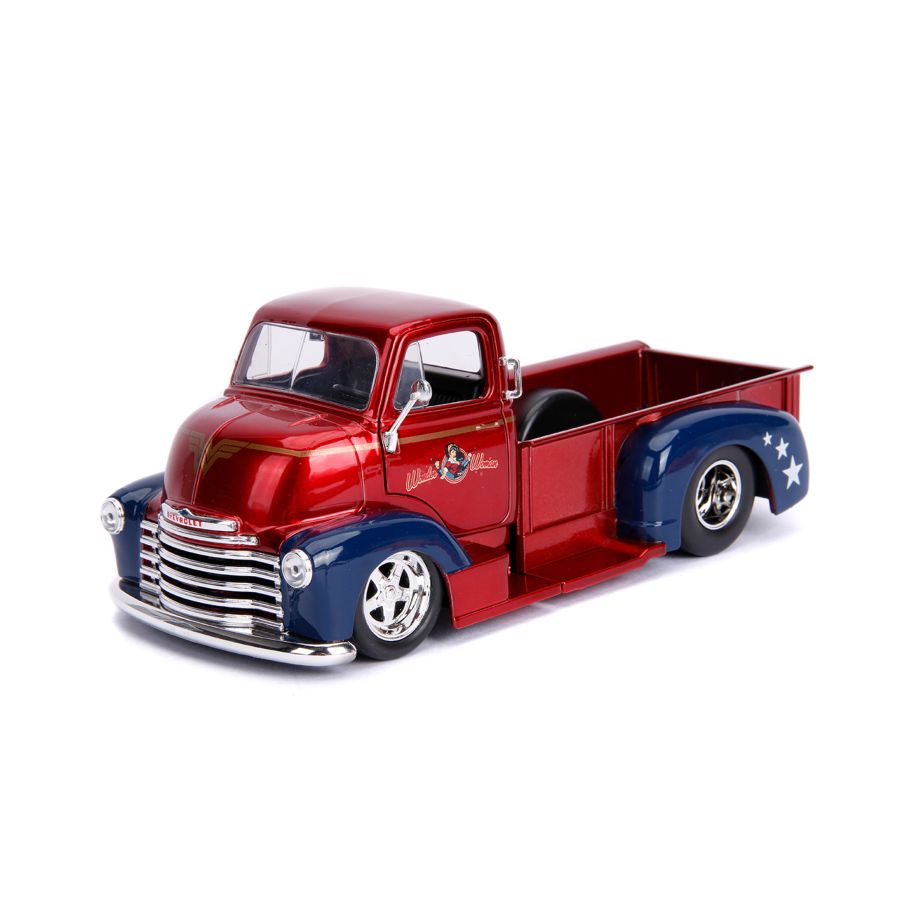 DC Comics Bombshells - Wonder Woman Chevy Pickup 1:24 Scale Hollywood Rides Diecast Vehicle