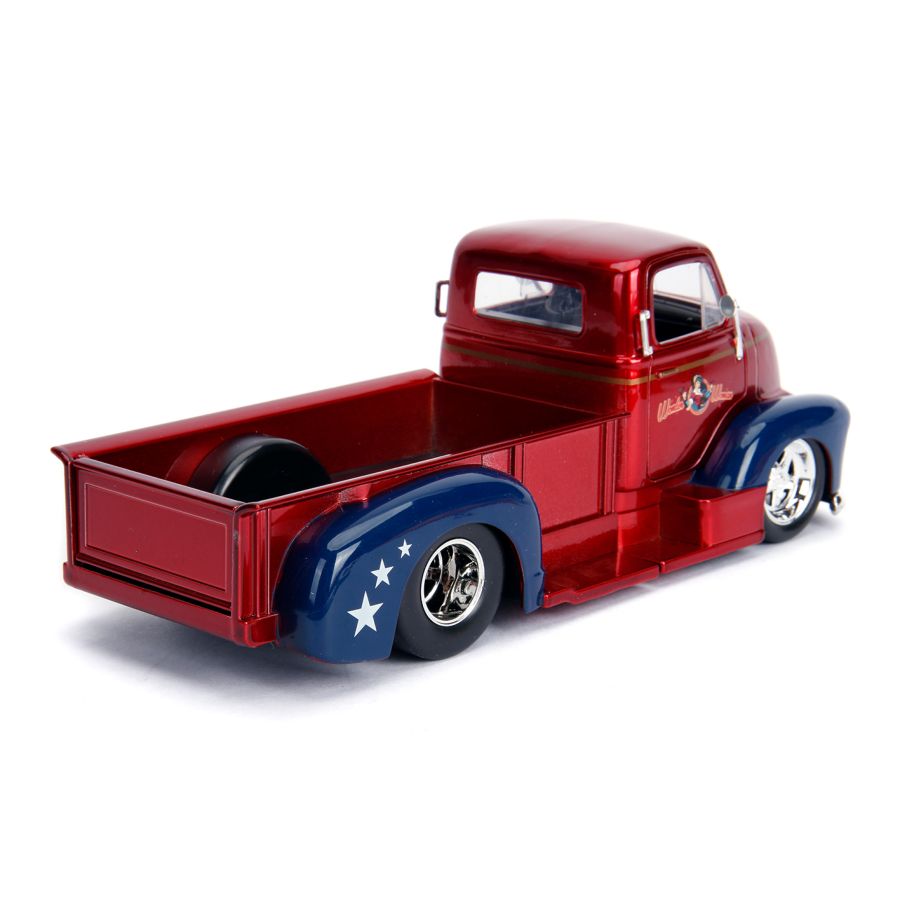 DC Comics Bombshells - Wonder Woman Chevy Pickup 1:24 Scale Hollywood Rides Diecast Vehicle