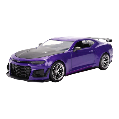 Pink Slips - 2024 Chevrolet Camaro ZL1 1LE 1:24 Scale Diecast Vehicle