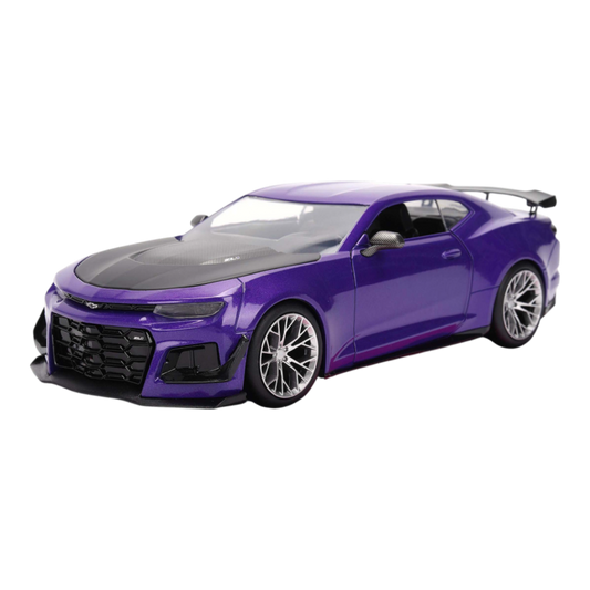 Pink Slips - 2024 Chevrolet Camaro ZL1 1LE 1:24 Scale Diecast Vehicle