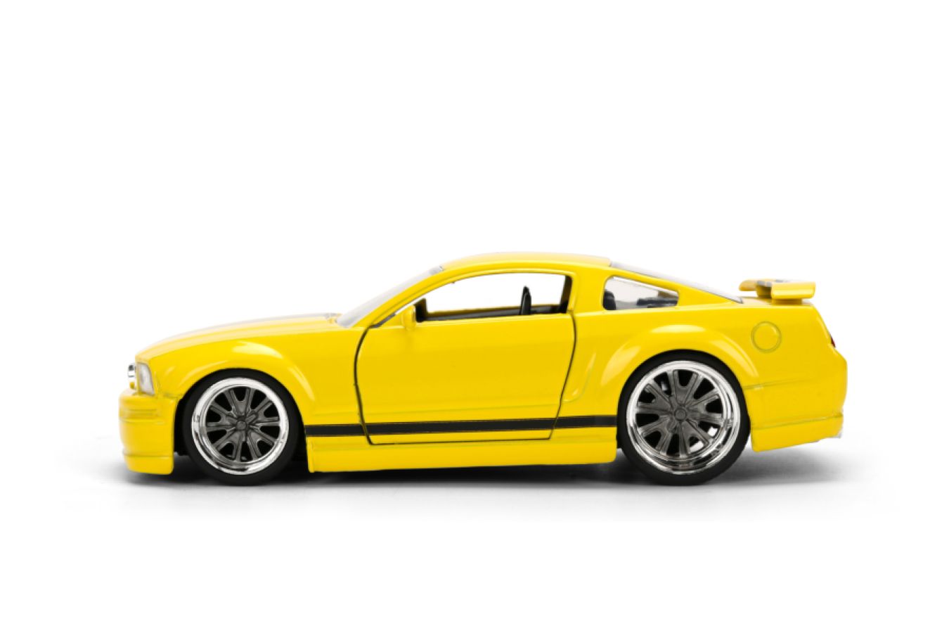 Fast & Furious - 2006 Ford Mustang GT 1:32 Scale Diecast Vehicle