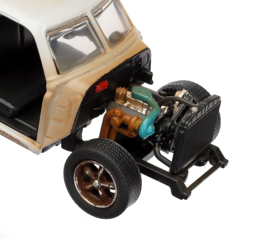 Fast and Furious 8 - Dom's Chevy Fleetline 1:32 Scale Hollywood Ride