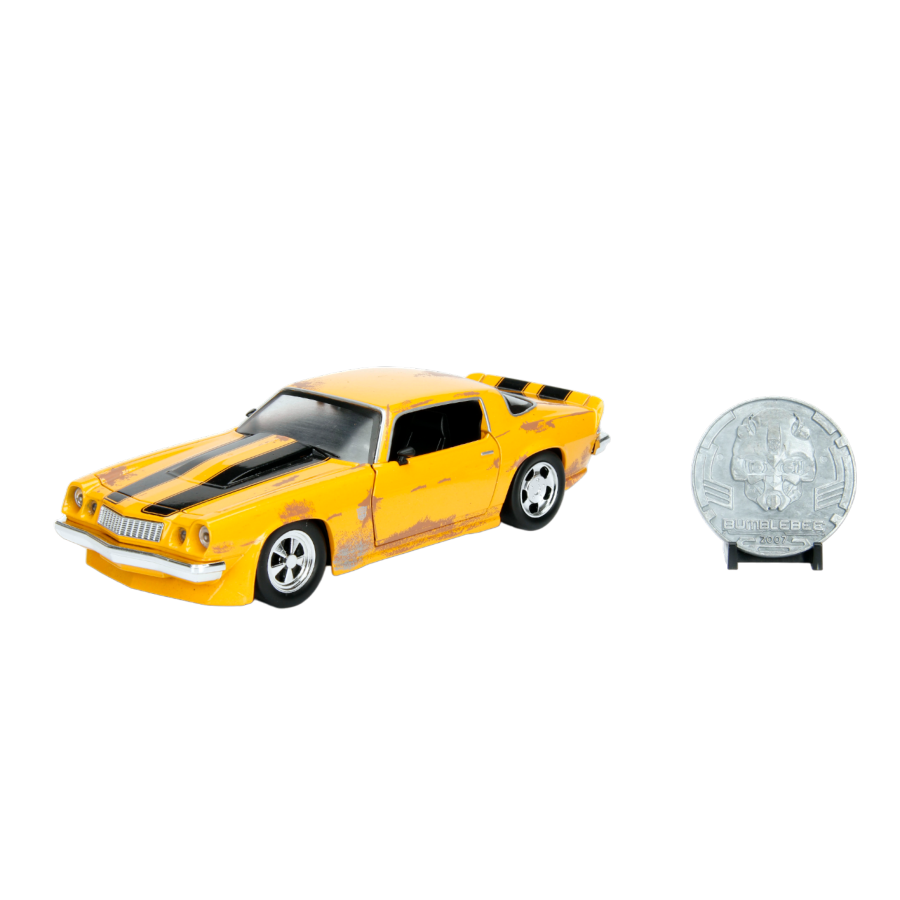 Transformers - 1977 Chevy Camaro 1:24 Scale Hollywood Ride Diecast Vehicle