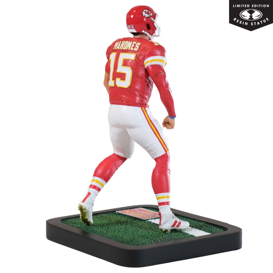 NFL - Patrick Mahomes (Kansas City Chiefs) 1:6 Scale Resin Statue