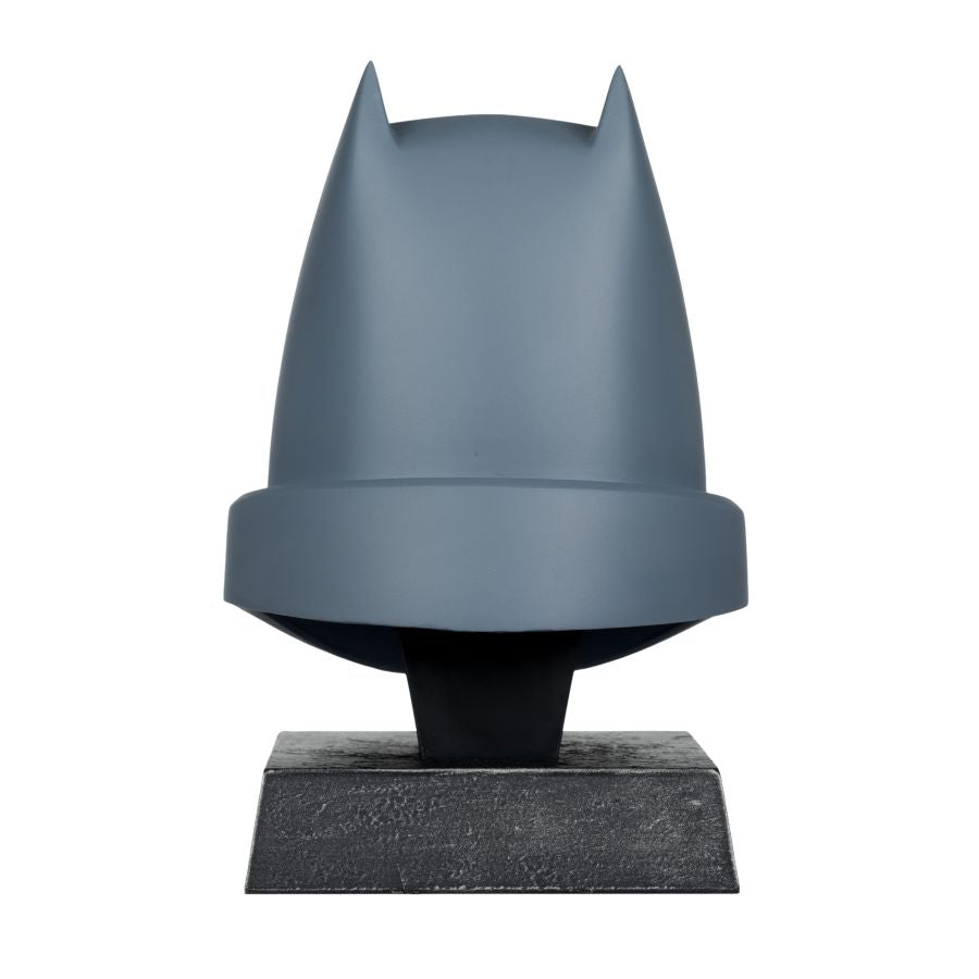 DC Comics - Armoured Batman (Dark Knight Returns) 1:3 Scale Cowl Replica