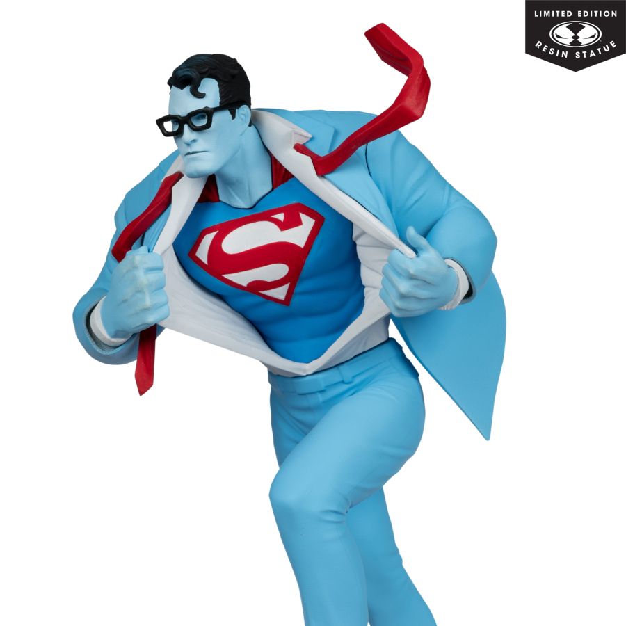 DC Comics - Superman Red & Blue by Clayton Henry Resin Statue