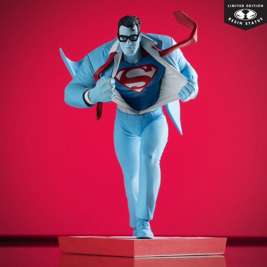DC Comics - Superman Red & Blue by Clayton Henry Resin Statue