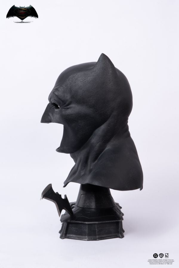 Batman v Superman: Dawn of Justice - Batman Replica Cowl