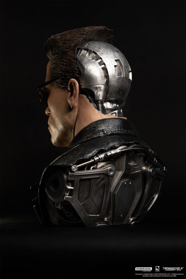 Terminator 2 : Judgement Day - T-800 Model 101 1:1 Scale Art Mask
