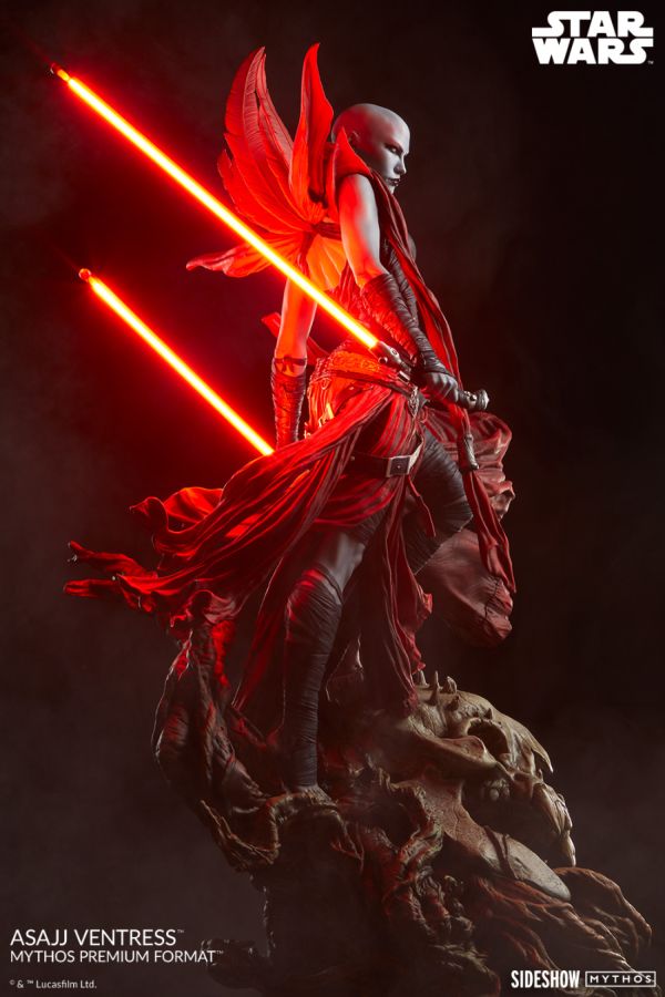 Star Wars - Asajj Ventress Premium Format Statue