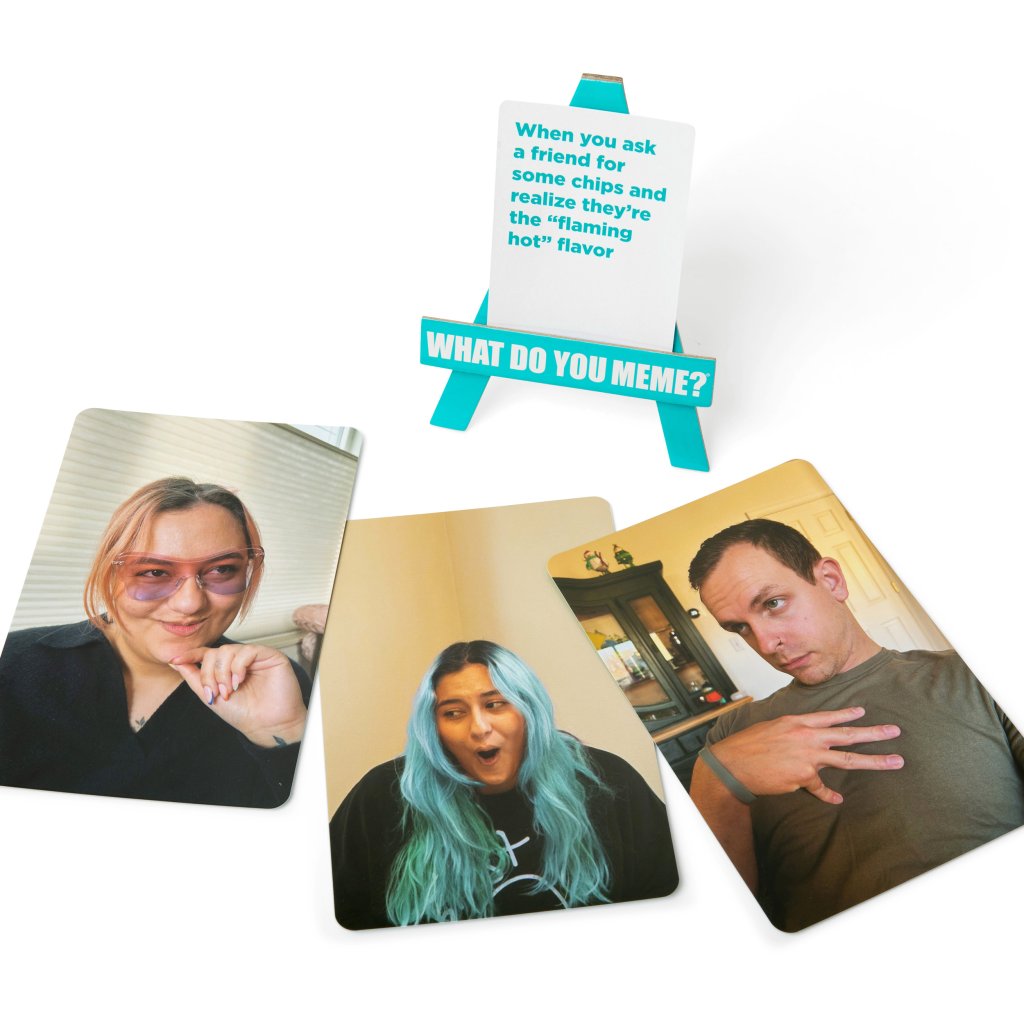 RELATABLE - What Do You Meme? Family Edition