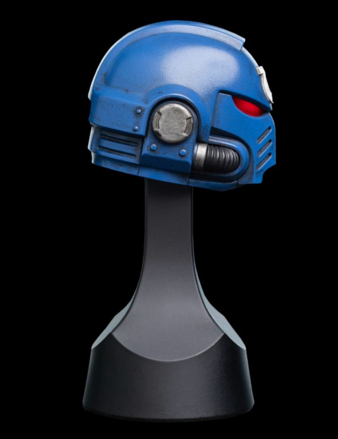 Warhammer 40,000 - Ultramarines Miniature Helm