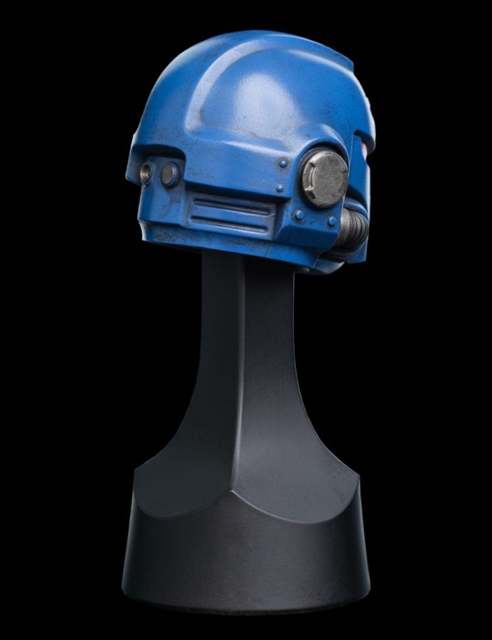 Warhammer 40,000 - Ultramarines Miniature Helm