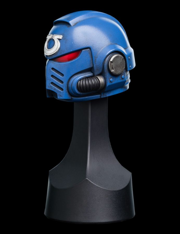 Warhammer 40,000 - Ultramarines Miniature Helm