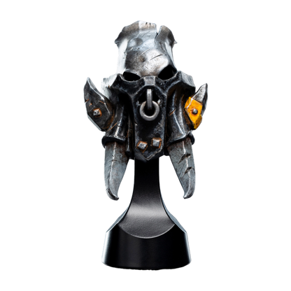 Warhammer: Age of Sigmar - Orruk Ardboy Replica Helmet
