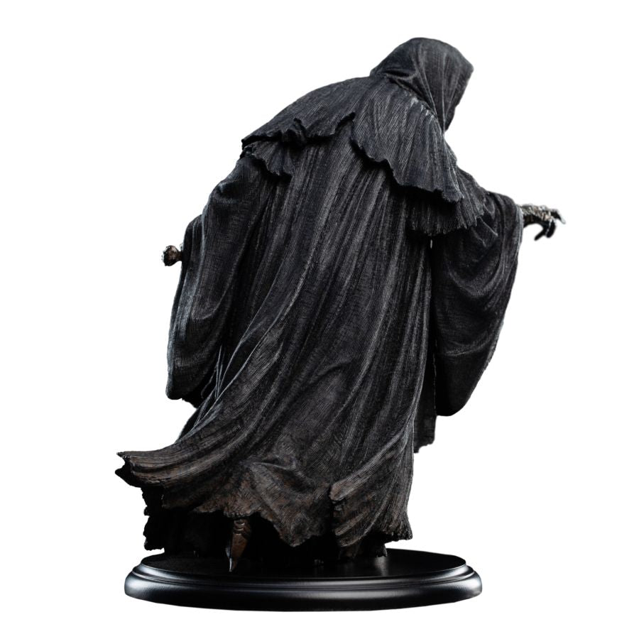 The Lord of the Rings - Ringwraith at the Prancing Pony Miniature Statue