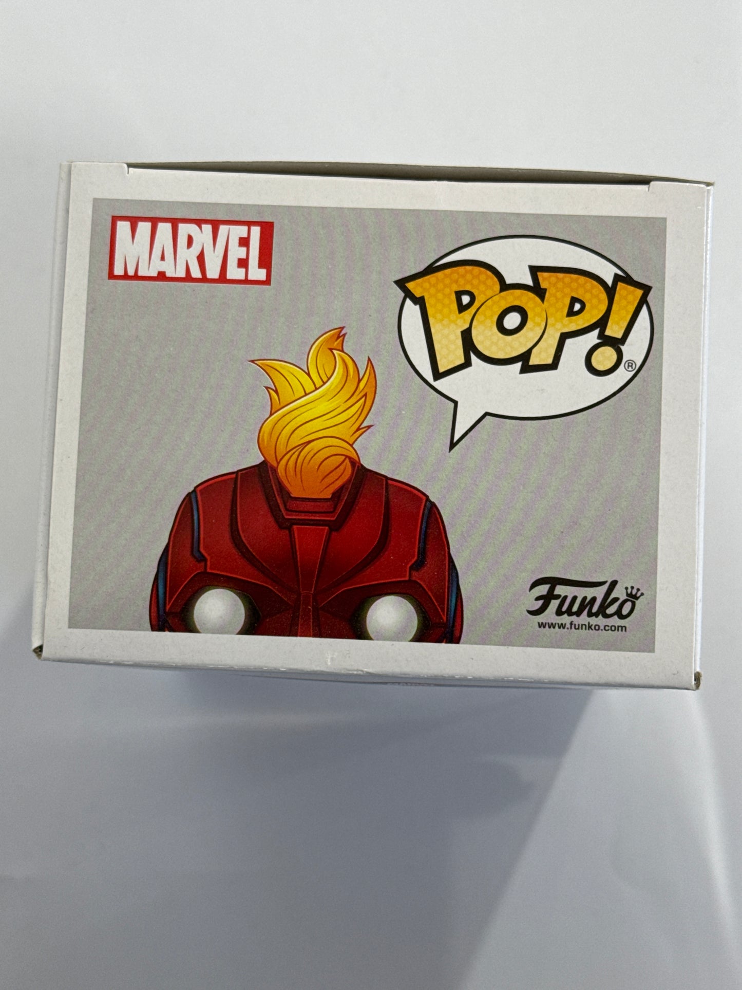 Captain Marvel - Captain Marvel Masked Flight Glow US Exclusive Pop! Vinyl #433