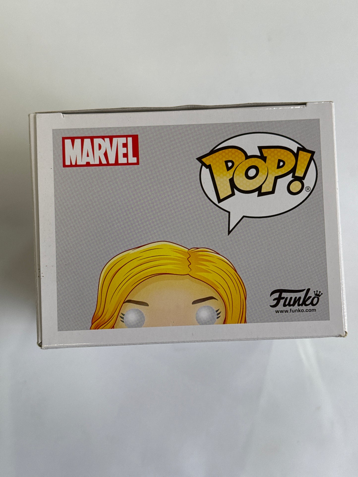 Captain Marvel (2019) - Captain Marvel Glow Hands US Exclusive Pop! Vinyl #432