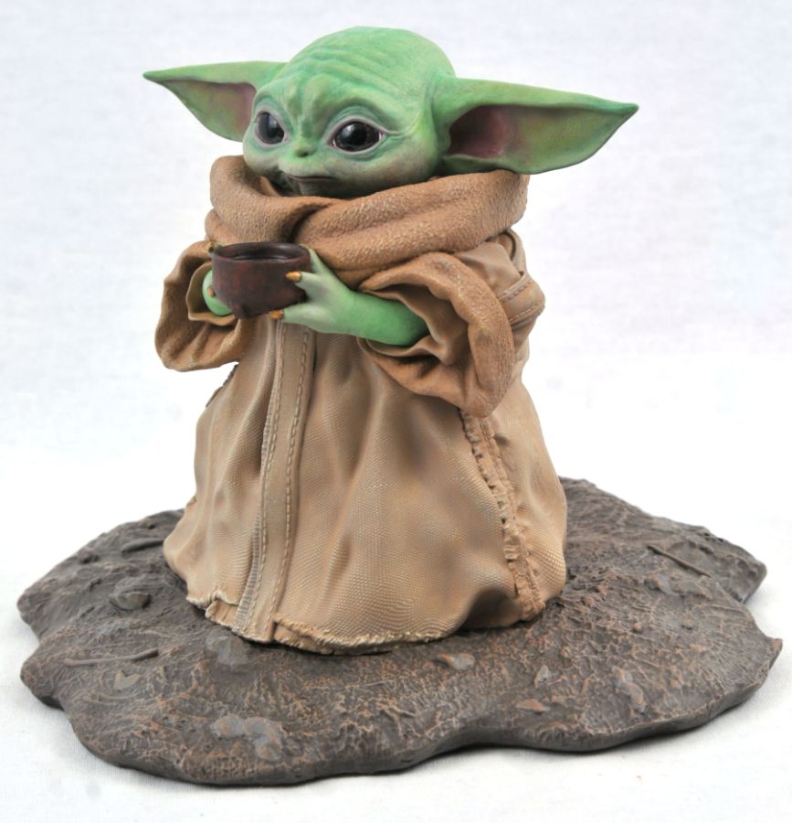 Star Wars: The Mandalorian - The Child with Soup Bowl 1:2 Scale Statue