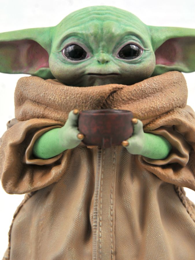 Star Wars: The Mandalorian - The Child with Soup Bowl 1:2 Scale Statue