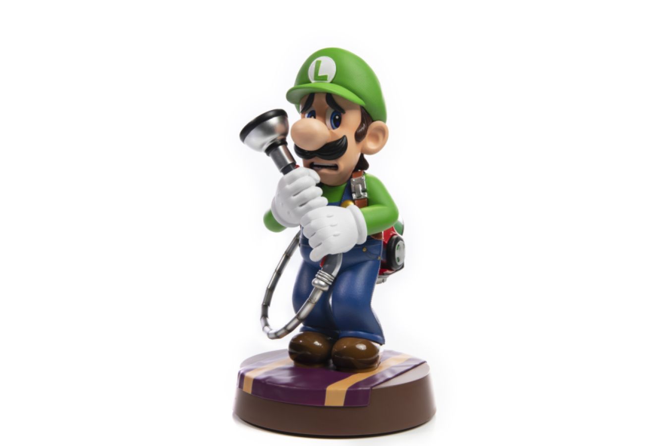 Luigi's Mansion 3 - Luigi 9" PVC Statue Standard Edition - Ozzie Collectables