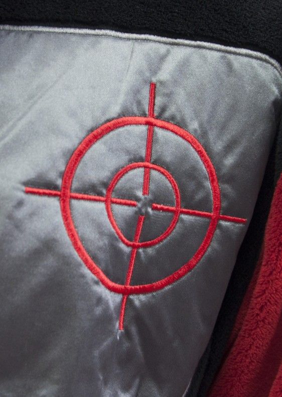 Suicide Squad - Deadshot Hooded Robe - Ozzie Collectables