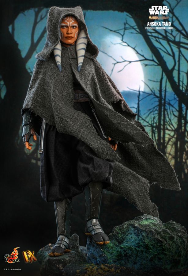 Star Wars: The Mandalorian - Ahsoka Tano 1:6 Scale 12" Action Figure